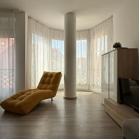 Nmg - Rakoczi Ut 71 A Daire